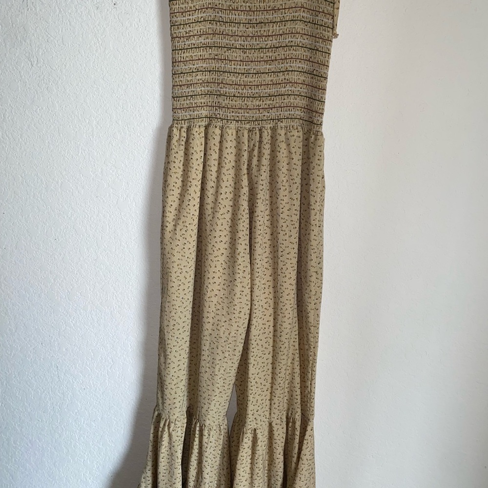 Storia Smocked Boho Hippie Ruffle-Hem Bell Bottom Floral Jumpsuit Mustard M - Picture 15 of 16